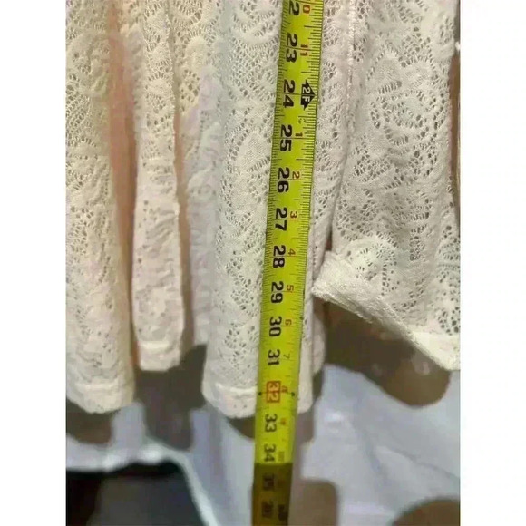 Free People Coffee in The Morning Ivory Lace Floral Tunic Top Size S Long Sleeve - Picture 9 of 12